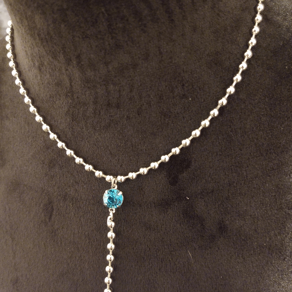Silver and blue necklace 16 in